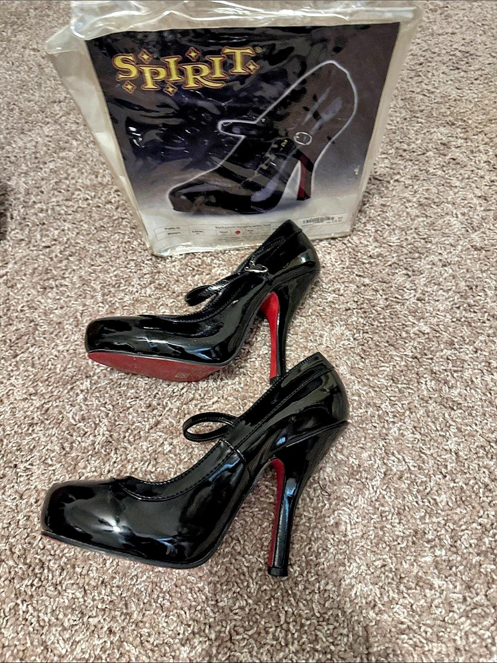 Spirit Patent Heels in Black & Red Like New